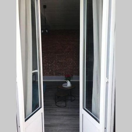 Mazzini Apartment Arona Zewnętrze zdjęcie