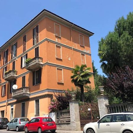 Mazzini Apartment Arona Zewnętrze zdjęcie