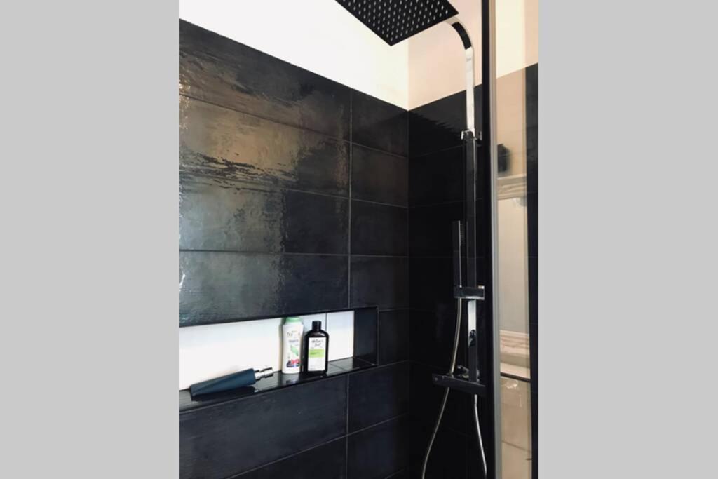 Mazzini Apartment Arona Zewnętrze zdjęcie